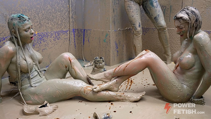 重口猎奇，俄罗斯重口系列厨房里的恋物癖。呕吐物淫水尿液。